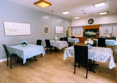 The tables in the dining room at Glendale Healthcare Center