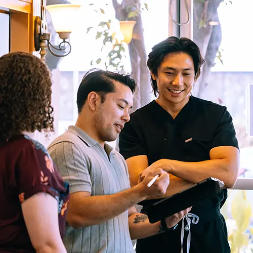 A nurse at Valley Palms